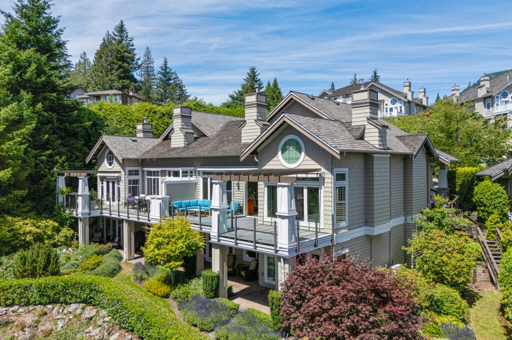 #2 – 5402 West Vista Court